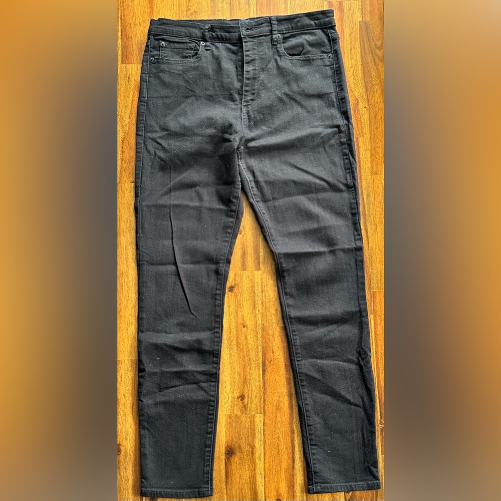 GAP Women's Black True Skinny Jeans